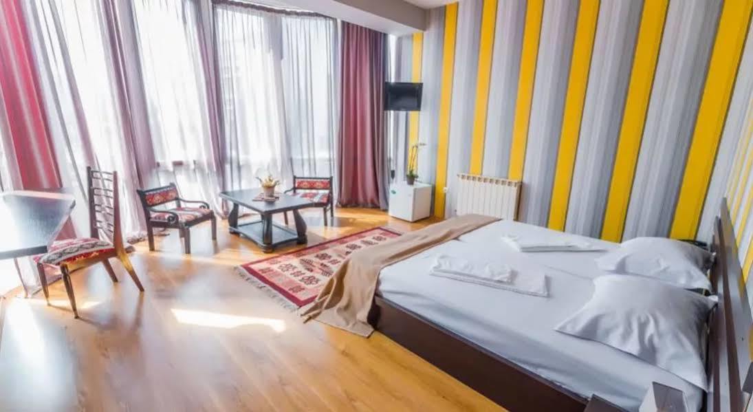 Alphabet Boutique Hotel Tbilisi Bagian luar foto