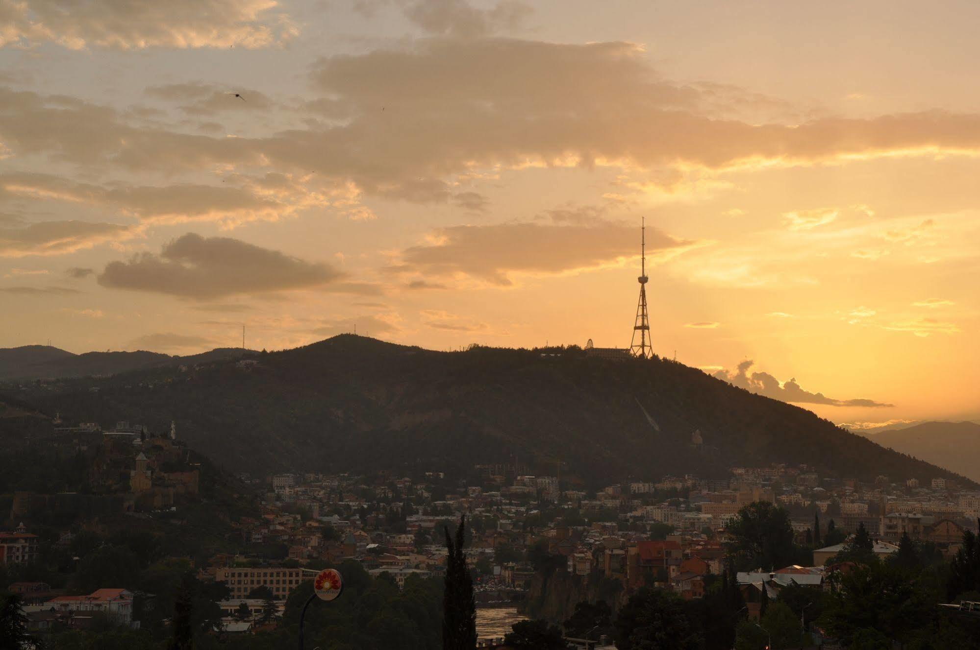 Alphabet Boutique Hotel Tbilisi Bagian luar foto